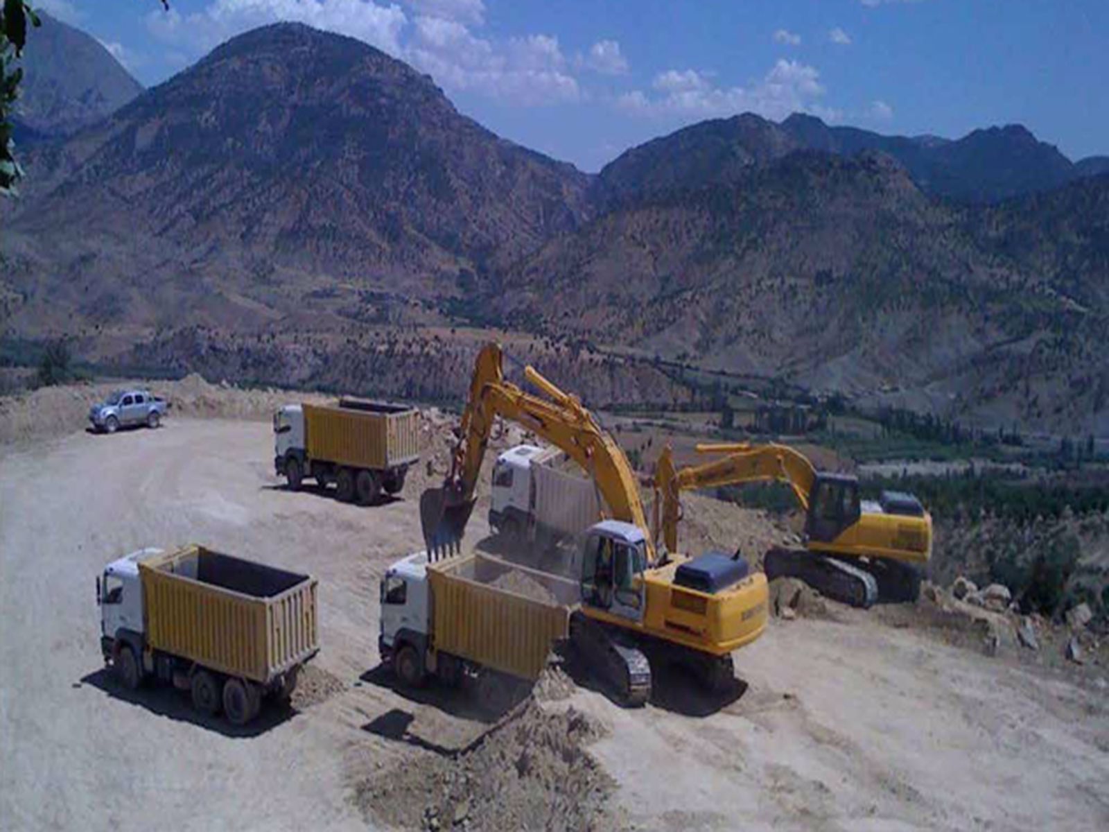 &Ccedil;atakk&ouml;pr&uuml;-Sason S&uuml;cebağ -Diyarbakır 11. B&ouml;lge Hududu Yolu Km:0+000-15+600 (Sason-Y&uuml;cebağ Arası) Toprak İşleri, Sanat Yapıları, &Uuml;st Yapı Ve K&ouml;pr&uuml; Yapım İşi